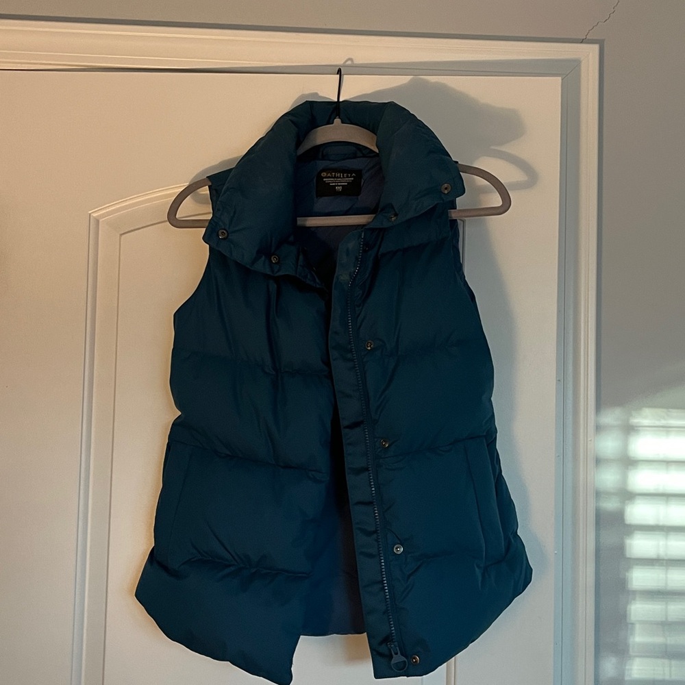 Athleta Blue Puffer Vest XXS